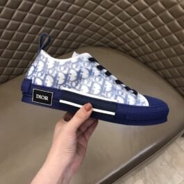 CHRISTIAN DIOR – SNEAKER