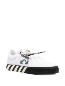 OFF-WHITE – SNEAKERS