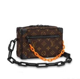 LOUIS VUITTON – SHOULDER BAG