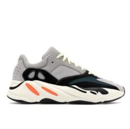 ADIDAS – YEEZY 700