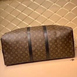 LOUIS VUITTON – TRAVEL BAG