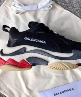 BALENCIAGA – TRIPLE S