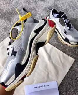 BALENCIAGA – TRIPLE S