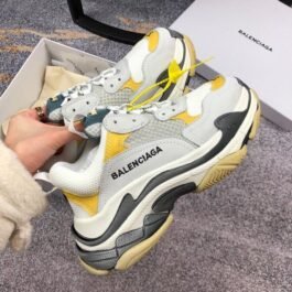 BALENCIAGA – TRIPLE S