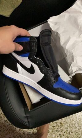 NIKE – AIR JORDAN RETRO 1 HIGH ‘ROYAL TOE’